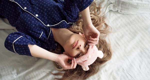 Einige Schlaf-Mythen können die Nachtruhe erst recht stören.
