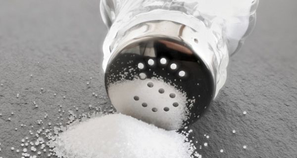 Wer weniger Salz isst, muss nachts seltener zur Toilette.