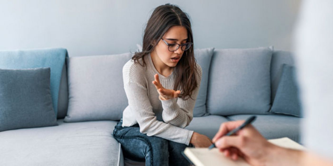 Bei jungen Menschen mit einer Depression sollte eine Verhaltenstherapie die erste Wahl sein.