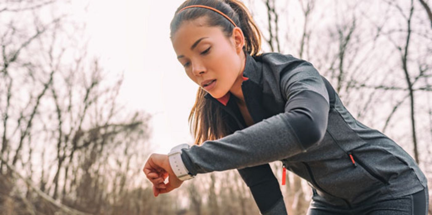  Viele Menschen beschränken sich beim Laufen nicht auf kurze Strecken, sondern Trainieren für lange Distanzen wie etwa einem Marathon.