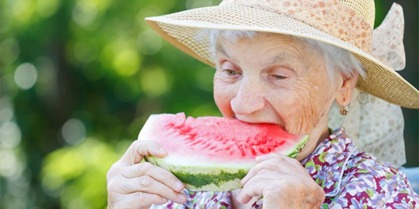 Frisches Obst und Gemüse trägt dazu bei, das Gehirn leistungsfähig zu halten.