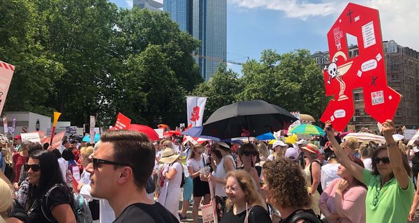 Apothekenprotest an der Alten Oper in Frankfurt.