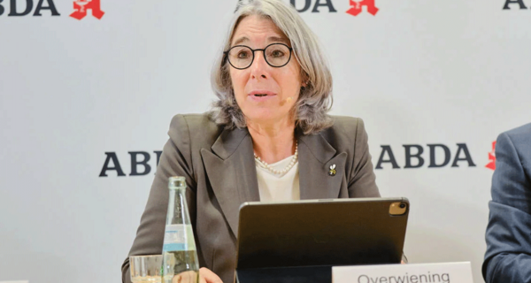 Gabriele Regina Overwiening, Präsidentin der ABDA - Bundesvereinigung Deutscher Apothekerverbände.