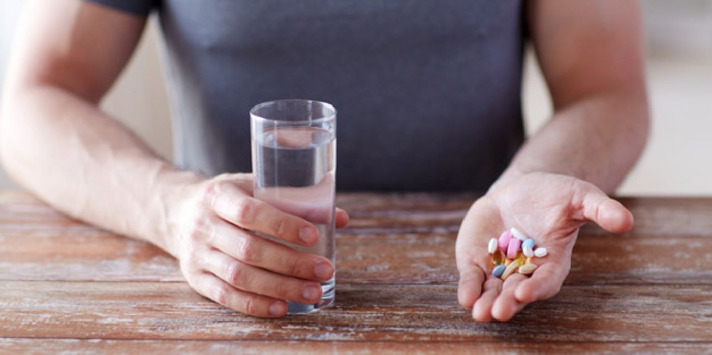 Mahlzeiten können die Wirkung von Tabletten deutlich beeinflussen.