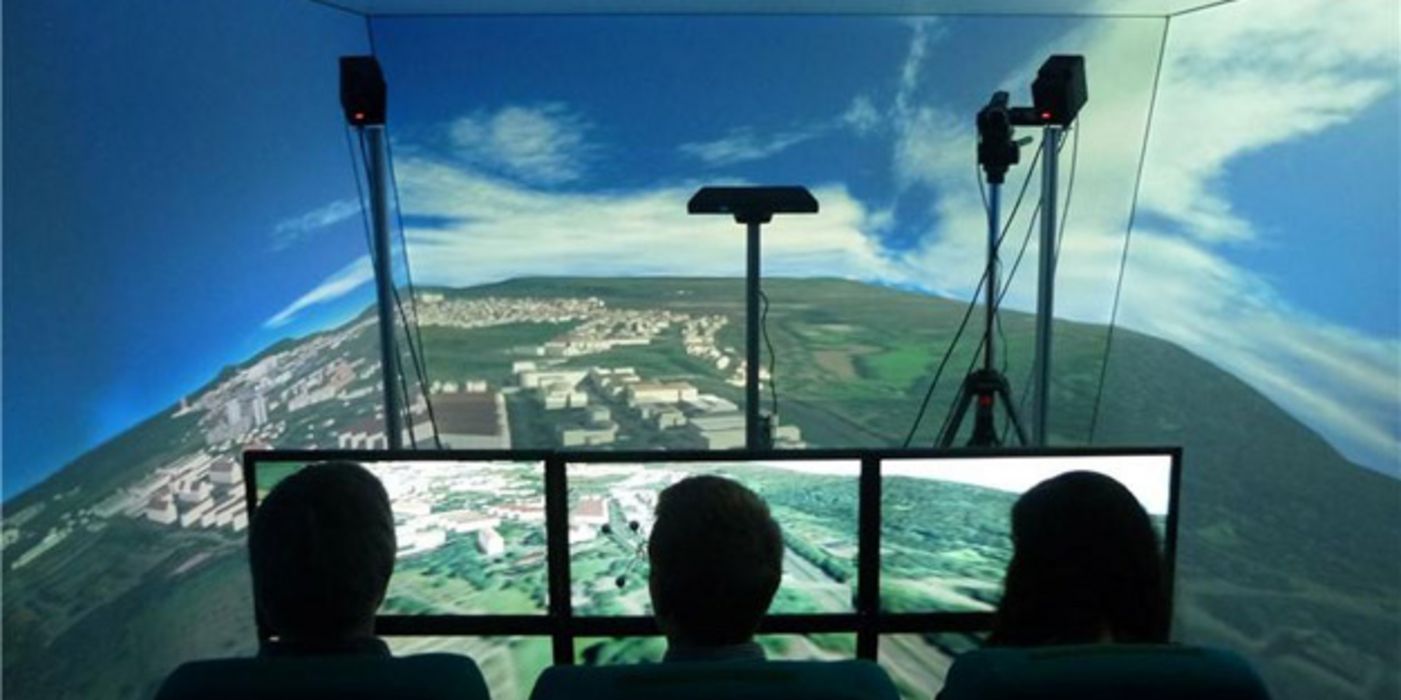 Virtuelle Simulation durch Landschaftsprojektion in einem Flugzeug mit engen Sitzreihen (Forschungsanordnung Fraunhofer Institut)