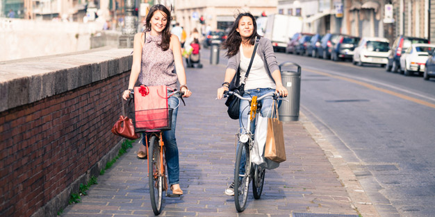 Radfahrer: Verkehrsregeln als Sicherheitsrisiko | aponet.de