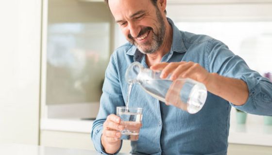Patienten mit Nierensteinen brauchen kein spezielles Wasser.